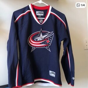 Columbus Blue Jackets Women’s Jersey Medium